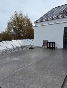 Einzigartige Loft-Wohnung - Wohnen mit Naturblick und Dachterrasse - Geltendorf