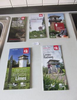 Limes und Römer Broschüren zu verschenken - Stuttgart