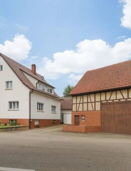 Ein Zuhause für Herz und Familie - mit Garten, Charme und viel Platz zum Leben! - Tiefenbronn