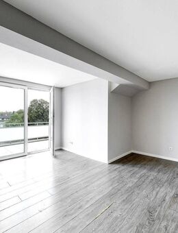 Ruhig & zentral - Große DG-Wohnung mit Weitblick in Holsterhausen - Essen