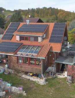 Stilvolles Einfamilienhaus mit Solaranlage & Platz für die ganze Familie! - Tittling
