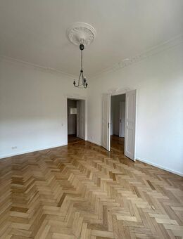Gemütliche Wohnung im 2. OG in Dresden direkt neben der Universität mit Erstbezug nach Kernsanierung - Dresden