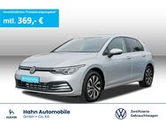VW Golf, 1.0 VIII eTSI Active AppConnect, Jahr 2023 - Backnang