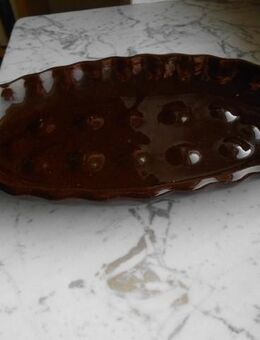 Keramik Schale oval mit Ausbuchtungen braun 26,5 x 14,5 x 3 cm 3,- - Flensburg