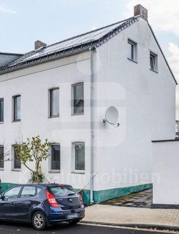 Frechen-Königsdorf, 3-Familienhaus in guter Lage und Wertsteigerungspotenzial. - Frechen