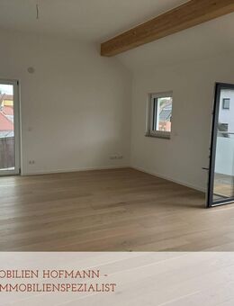 !! Hochwertige 3-Zimmer Dachgeschosswohnung !! - Landau (Isar)