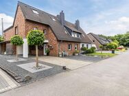 Charaktervolles und großzügiges Familienhaus mit Einliegerwohnung, tiefem Garten und Garage... - Eschweiler