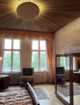 Furnished 4-Room Vintage Apartment with Winter Garden & Balcony, 1950s, for 2 years - Berlin