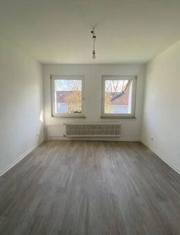 1-2 Personenhaushalte aufgepasst! Hier finden Sie Ihr Nest aufgeteilt in zwei Zimmer - Essen