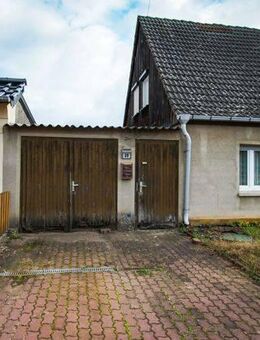 Kleine Doppelhaushälfte sucht neue Bewohner ! - Treuenbrietzen