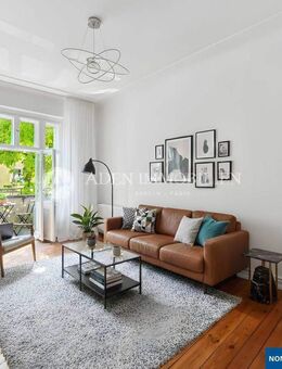 Provisionsfrei! Altbaucharme: 4 Zimmer, hohe Decken, Fischgrätparkett & Südbalkon!! - Berlin