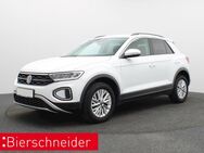 VW T-Roc, 1.0 TSI Life PARKLENK, Jahr 2023 - Mühlhausen (Regierungsbezirk Oberpfalz)