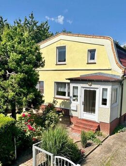 Einzigartiges Wohn-Ensemble mit Geschichte, viel Raum und traumhaftem Garten - Grevesmühlen