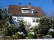 Freistehendes Zweifamilienhaus mit ELW in Top-Lage in Gersfeld zu verkaufen - Gersfeld (Rhön)