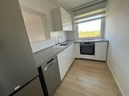 Frisch renovierte 3-Zimmer-Wohnung mit Weitblick und Aufzug in Braunschweig-Gliesmarode - Braunschweig
