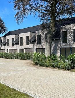 Neuwertige Doppelhaushälfte mit Garten und Küche! - Westoverledingen