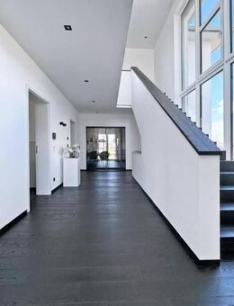Licht. Raum. Design. - Wohnen auf höchstem Niveau in Parkstetten! - Parkstetten