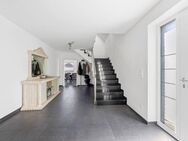 Nahe Düsseldorf: Hochwertiges Einfamilienhaus mit Einliegerbereich und großem Garten - Baujahr 2012 - Willich