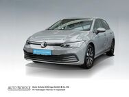 VW Golf, 1.5 TSI VIII Move AMBIENTE, Jahr 2023 - Ingolstadt