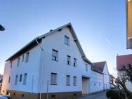 *** Charmante Hofreite mit großzügigen Innenhof und Nebengebäude *** - Usingen