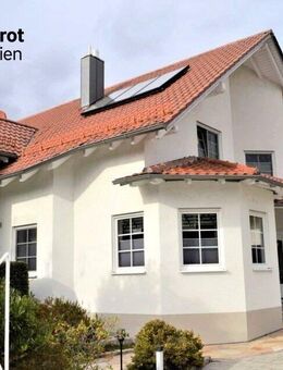 Großzügiges Einfamilienhaus in ruhiger Wohnlage von Brunn/Laaber - ideal auch für zwei Generationen - Brunn (Bayern)