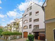 Wohnoase mit Garten in Bestlage - Stilvolle 2-Zimmer-Wohnung mit Souterrainfläche - Augsburg