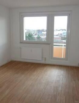 - Wohnung mit Fernblick - - Weißenfels