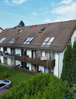 Charmante und möblierte Dachgeschosswohnung als Kapitalanlage in Kassel-Oberzwehren - Kassel