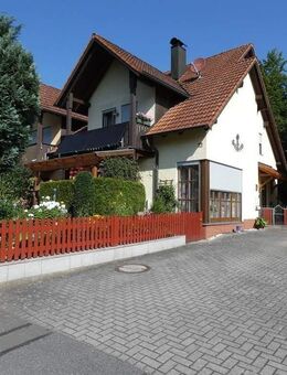 Idyllisches Zuhause mit eingewachsenem Grundstück - Weiden (Oberpfalz)