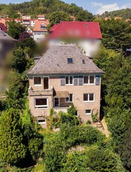 Sanierungsbedürftiges Mehrfamilienhaus in bester Lage - Jena