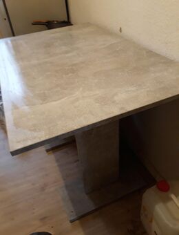 Schönee Esstisch - Salzgitter