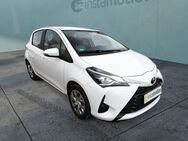 Toyota Yaris, 1.0 VVT-i 72 Comfort LaneA x-con, Jahr 2020 - München