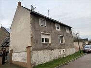 Leerstehendes Einfamilienhaus mit Sanierungsbedarf in Groß Santersleben - Hohe Börde