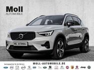 Volvo XC40 Plus Dark 2WD B3 EU6d digitales Cockpit Memory Sitze Soundsystem HarmanKardon LED - Aachen