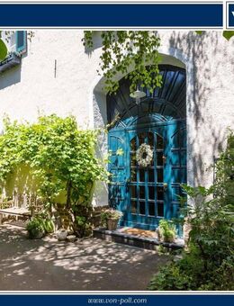 *Liebevoll saniertes, historisches Anwesen auf parkähnlichem Grundstück* - Bodenbach