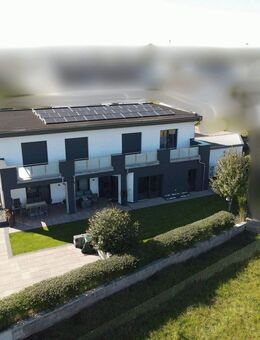 Provisionsfrei: Architektenhaus in Roxheim A+ mit PV-Anlage, Wärmepumpe & flexiblen 2 Wohneinheiten - Roxheim