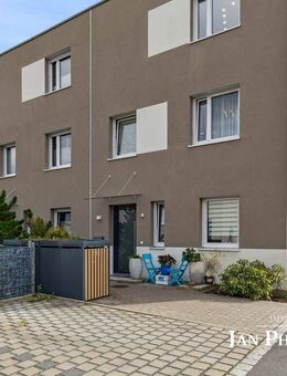 Charmantes Reiheneckhaus in Eckental - Neuwertig mit Garten, Garage & Einbauküche - Eckental