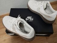 Nike Air Force 1 Luxe 43 - Stuttgart