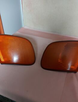 Blinkleuchte komplett links/rechts mit Einsatz für Audi 100 / C4 - Leipzig Ost