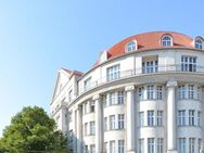 Exklusive Dachgeschosswohnung in historischer Lage - Berlin