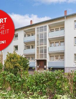 Einmalige Gelegenheit: Vermietetes MFH mit 7 Wohneinheiten und 8 Garagen in 77656 Offenburg - Offenburg