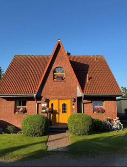 Wunderschönes Einfamilienhaus mit Friesengiebel - tolle Randlage und mit Schwimmteich - Helmstedt