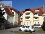 FÜR KAPITALANLEGER oder SELBSTNUTZER, VERMIETETE 3-R-Whg. mit Balkon, inkl. Tiefgaragenstellplatz im Haus - Werdau