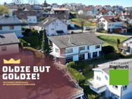 Oldie but goldie! Freistehendes Einfamilienhaus mit Einliegerwohnung in Oberriexingen - Oberriexingen