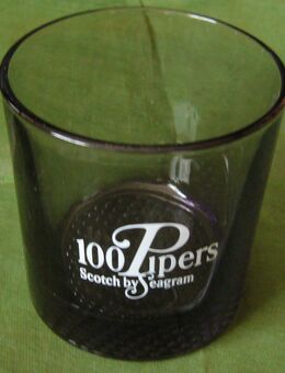 Vintage Whisky Glas Tumbler 100 Pipers Scotch by Seagram Rauchglas - Krefeld