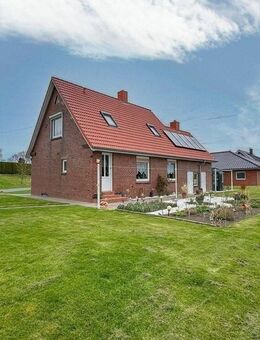 Saniertes Einfamilienhaus auf großem Grundstück in ruhiger aber zentraler Lage - Wischhafen