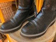 Boots von Pertini - Köln