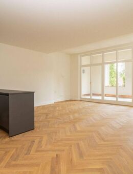 Luxus: 4-Zimmer-Wohnung mit großer Loggia - Haar
