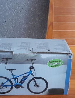 E-Bike-Aufhängung - platzsparend - Stuttgart