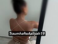 Aaliyah sucht Geldsklaven online 💸 - Düsseldorf